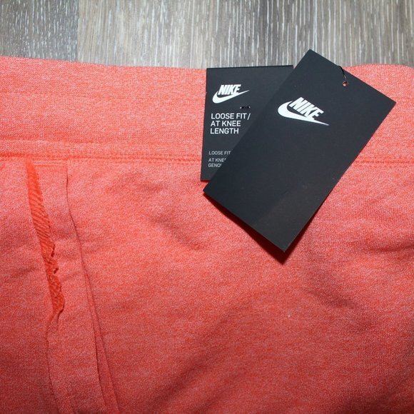 NWT NIKE MEN'S TERRY LOGO ALUMNI SHORTS TRACE ORANGE - Picture 4 of 4